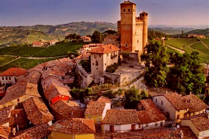 Escorts Serralunga di Crea, Italy — Local Companions