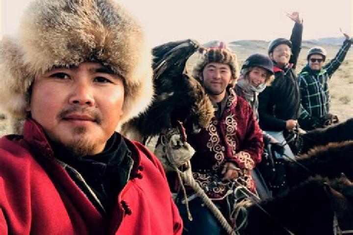 Escorts Sharbulag, Mongolia — Local Companions