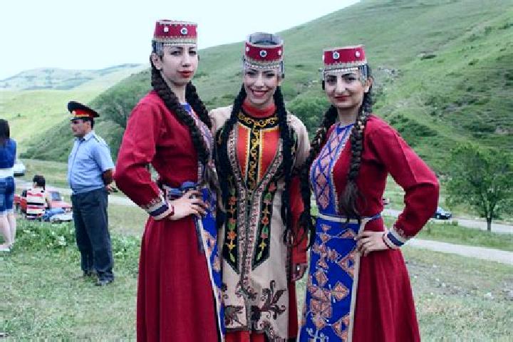 Escorts Shirak, Armenia — Local Companions
