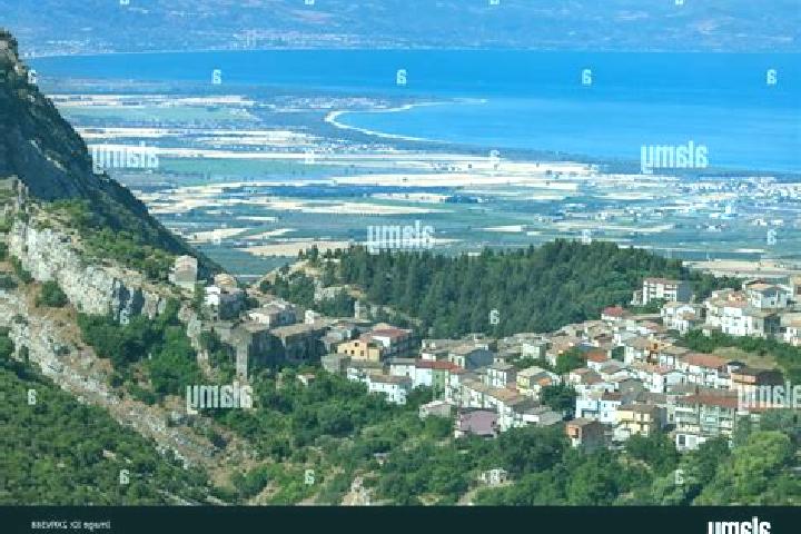 Escorts Sibari, Italy — Local Companions