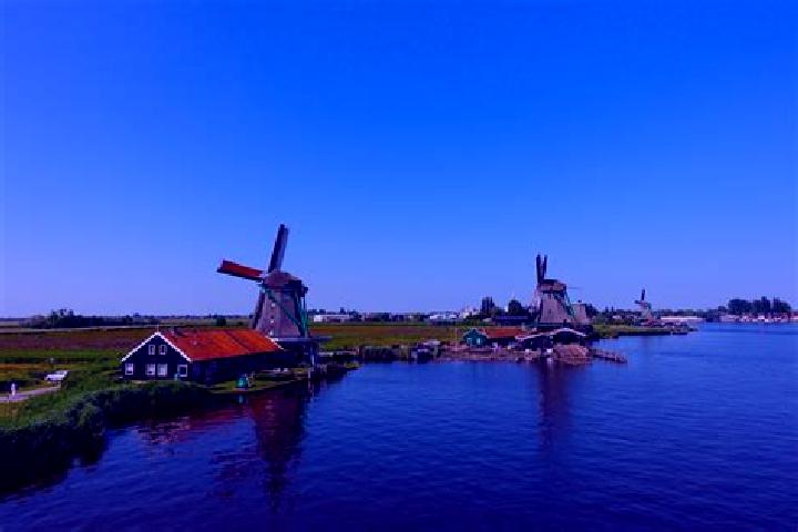Escorts Siddeburen, Netherlands — Local Companions