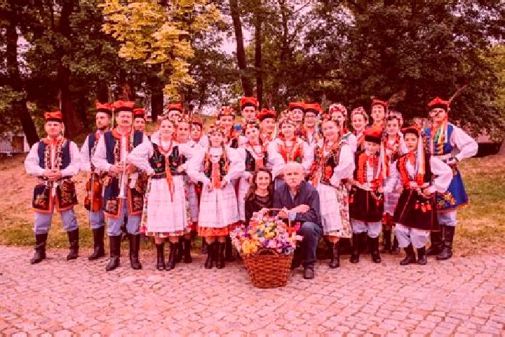 Escorts Siemiechow, Poland — Local Companions