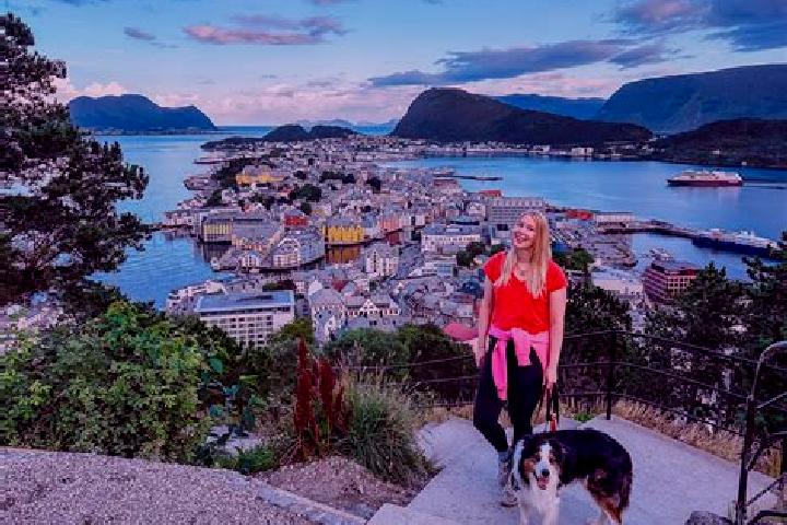 Escorts Sigerfjord, Norway — Local Companions