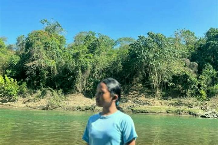 Escorts Simimbaan, Philippines — Local Companions