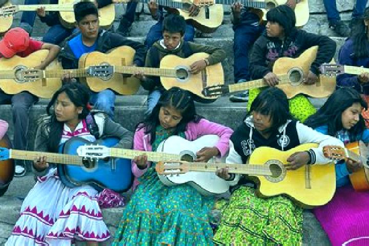 Escorts Sisoguichi, Mexico — Local Companions