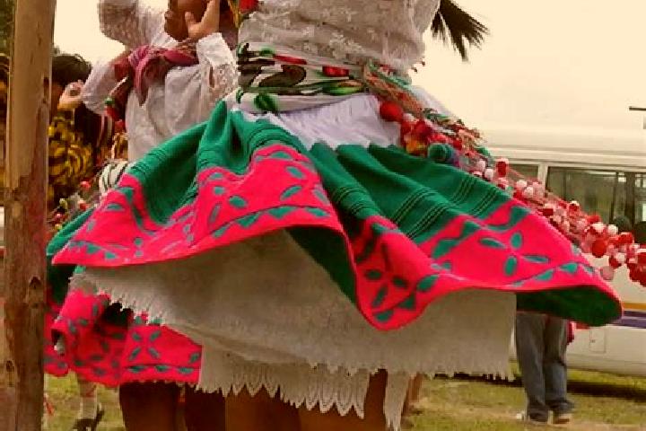Escorts Socos, Peru — Local Companions