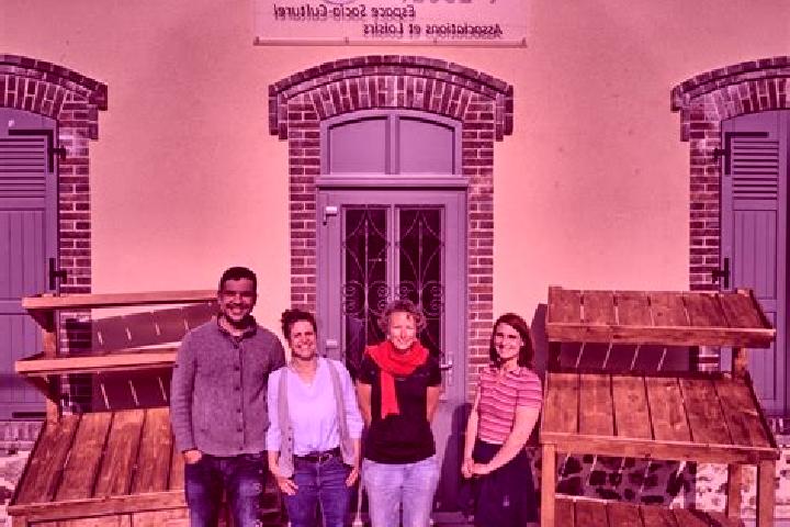Escorts Sorel-Moussel, France — Local Companions