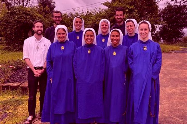 Escorts Soues, France — Local Companions
