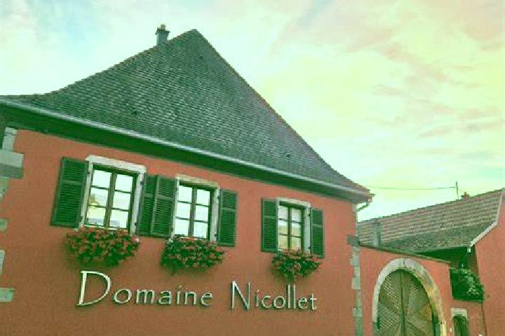 Escorts Soultzmatt, France — Local Companions