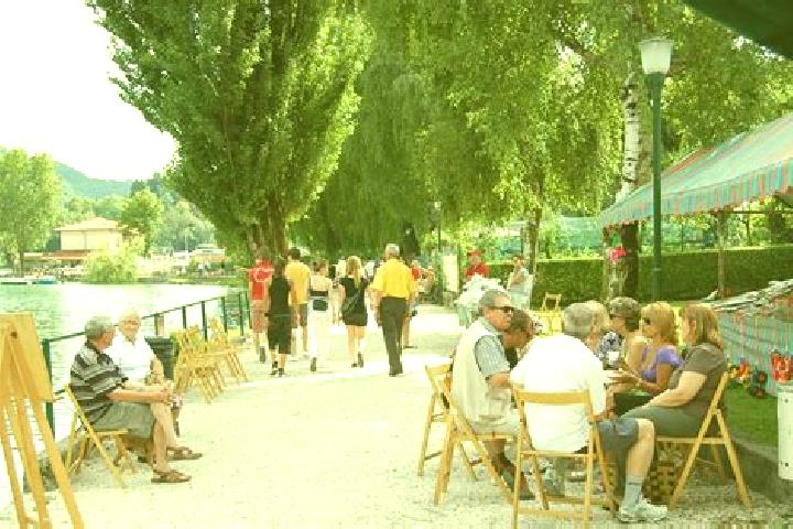 Escorts Spinone al Lago, Italy — Local Companions