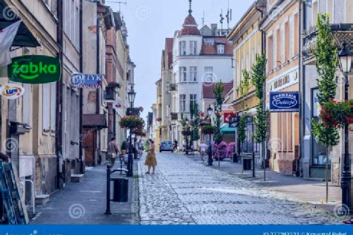 Escorts Sroda Wielkopolska, Poland — Local Companions