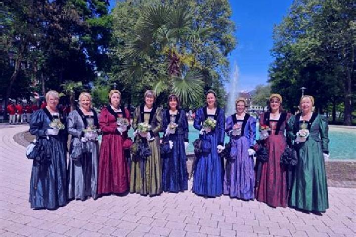 Escorts St. Veiter Vorstadt, Austria — Local Companions