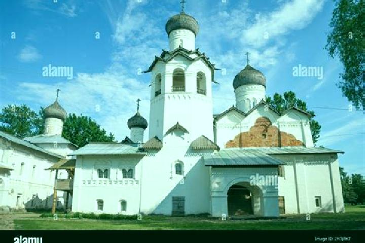 Escorts Staraya, Russia — Local Companions