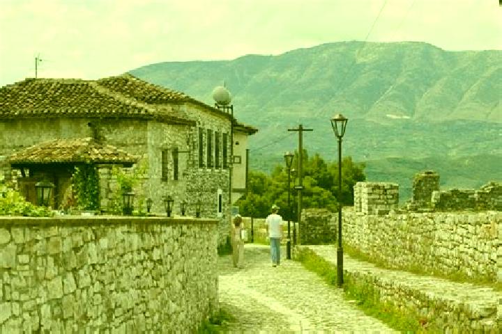 Escorts Stebleve, Albania — Local Companions