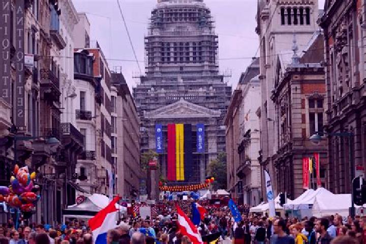 Escorts Steenhuffel, Belgium — Local Companions