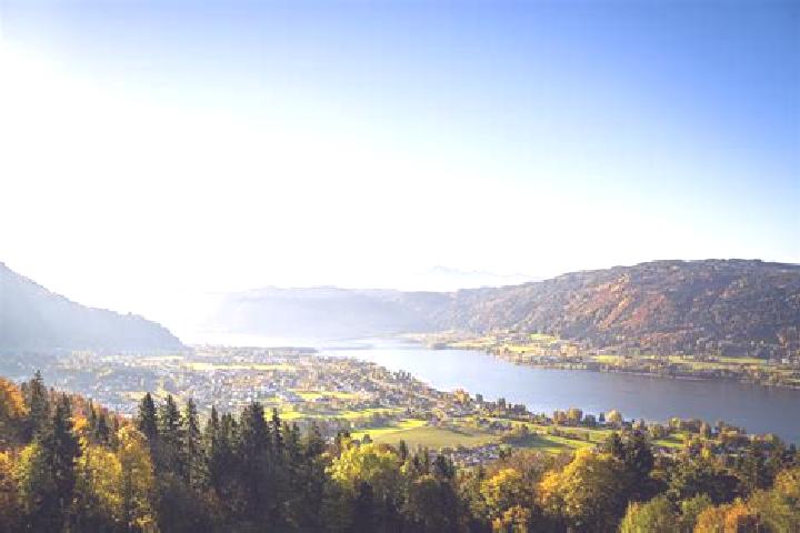 Escorts Steindorf am Ossiacher See, Austria — Local Companions