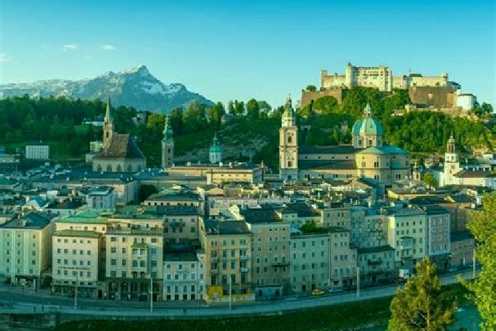 Escorts Steinhaus, Austria — Local Companions