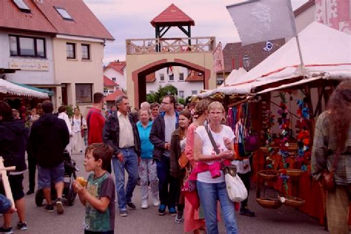Escorts Stetten am Kalten Markt, Germany — Local Companions