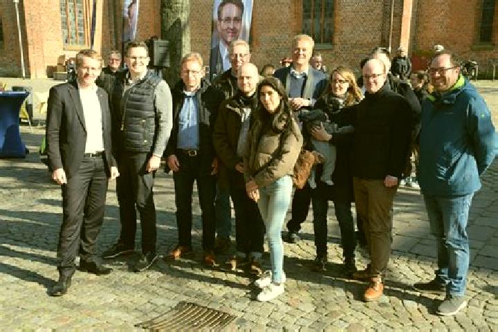 Escorts Stockelsdorf, Germany — Local Companions