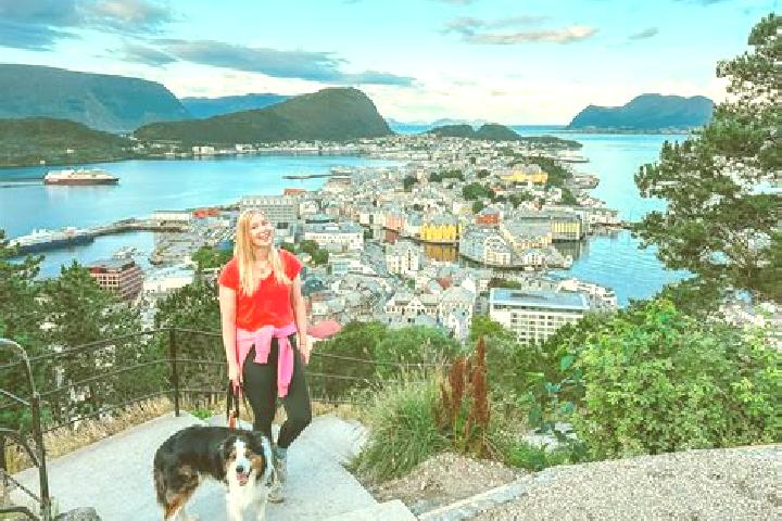 Escorts Stordal, Norway — Local Companions