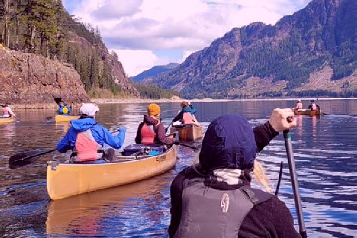 Escorts Strathcona Park, Canada — Local Companions