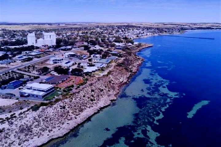 Escorts Streaky Bay, Australia — Local Companions