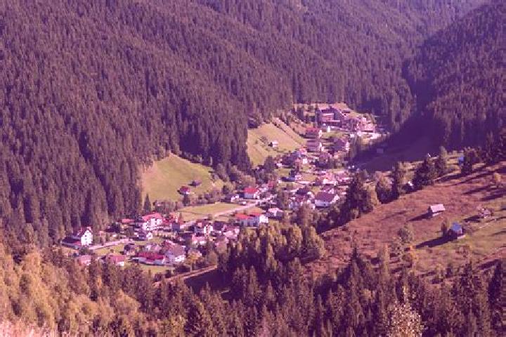 Escorts Strejestii de Sus, Romania — Local Companions