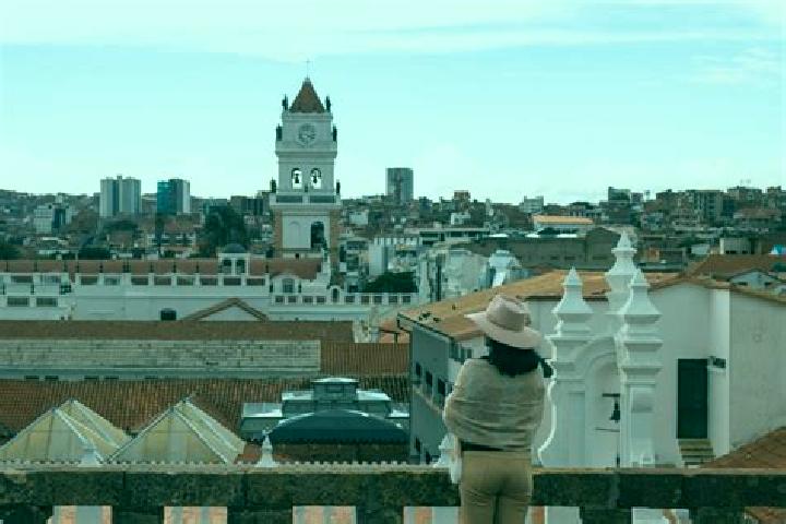 Escorts Sucre, Ecuador — Local Companions