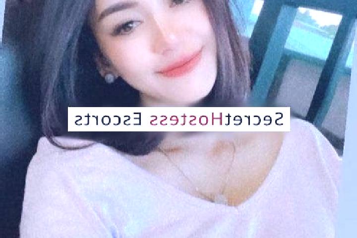 Escorts Sumurgayam, Indonesia — Local Companions