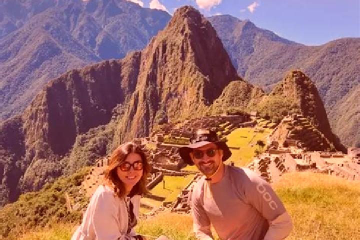 Escorts Susapaya, Peru — Local Companions