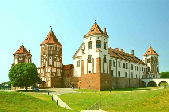 Escorts Syenitsa, Belarus — Local Companions