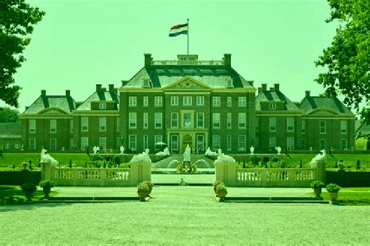 Escorts t Loo, Netherlands — Local Companions