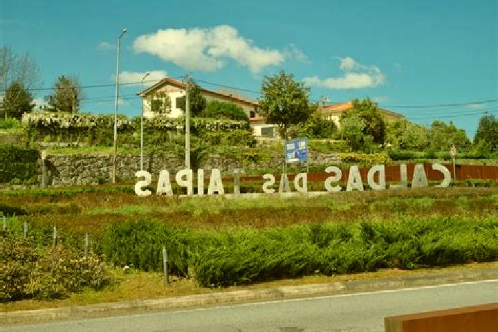 Escorts Taipas, Portugal — Local Companions