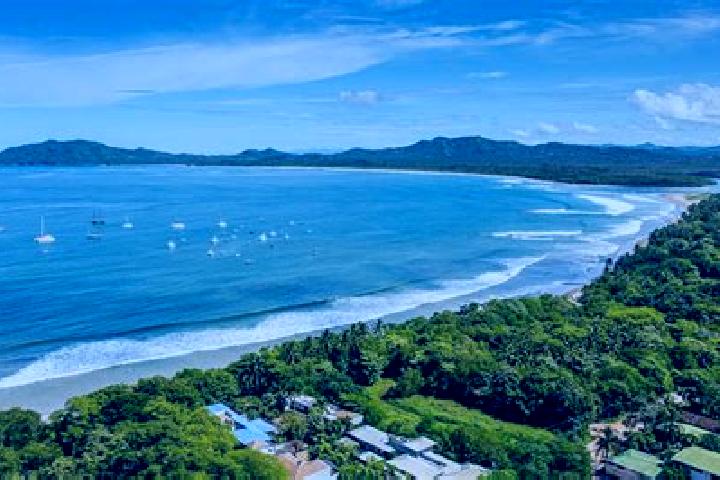 Escorts Tamarindo, Costa Rica — Local Companions