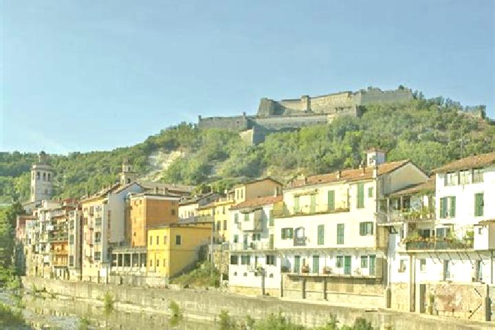 Escorts Tassarolo, Italy — Local Companions