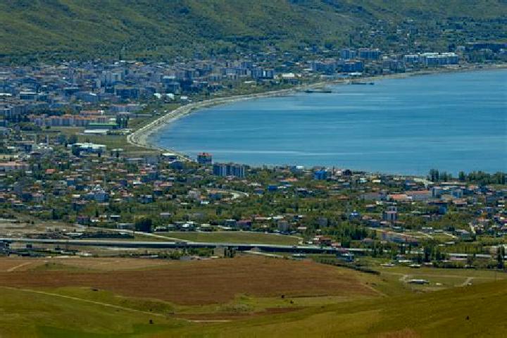 Escorts Tatvan, Turkey — Local Companions