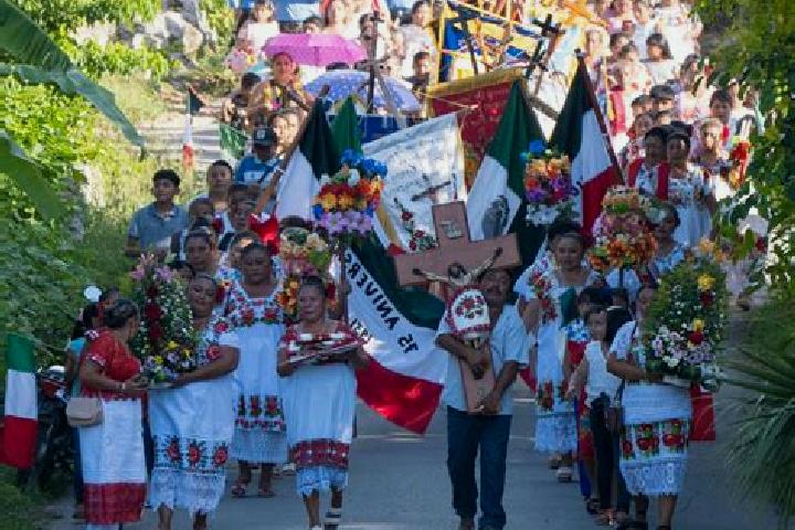 Escorts Teabo, Mexico — Local Companions