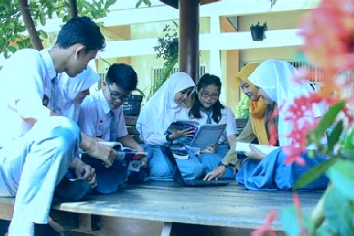 Escorts Tekung, Indonesia — Local Companions