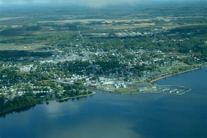 Escorts Temiskaming Shores, Canada — Local Companions