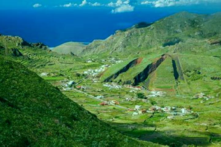 Escorts Teno, Chile — Local Companions