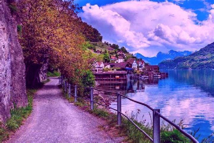 Escorts Thalwil / See, Switzerland — Local Companions