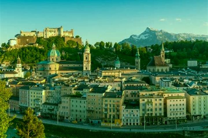 Escorts Thernberg, Austria — Local Companions