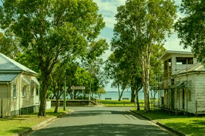 Escorts Thorneside, Australia — Local Companions