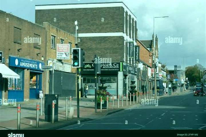 Escorts Thornton Heath, United Kingdom — Local Companions