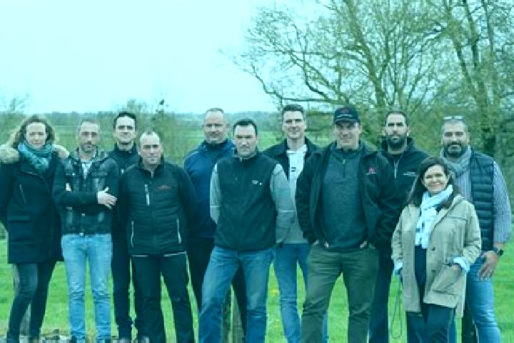 Escorts Thouarsais-Bouildroux, France — Local Companions
