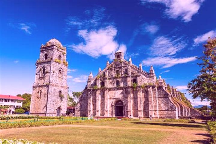 Escorts Tinampo, Philippines — Local Companions