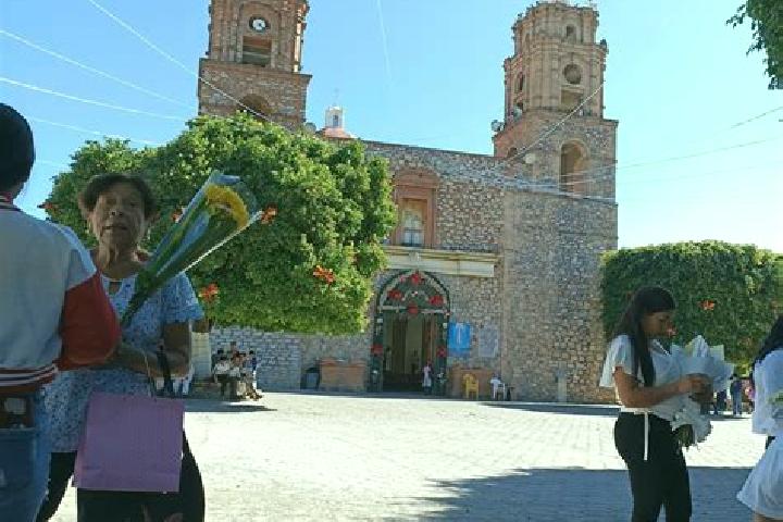Escorts Tlacotepec, Mexico — Local Companions