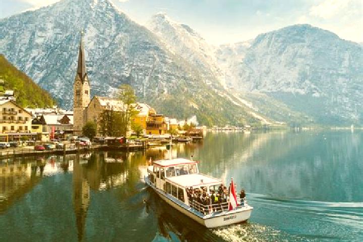 Escorts Toesens, Austria — Local Companions