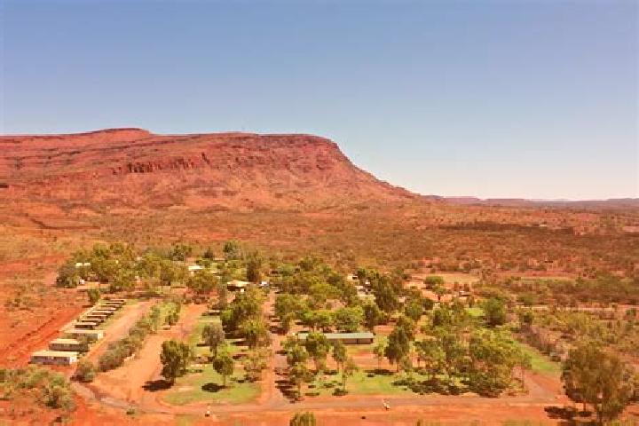 Escorts Tom Price, Australia — Local Companions
