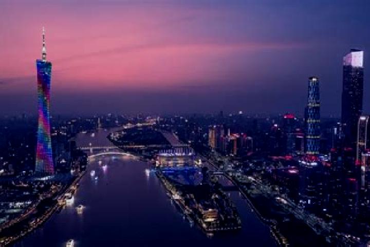 Escorts Tongqiao, China — Local Companions